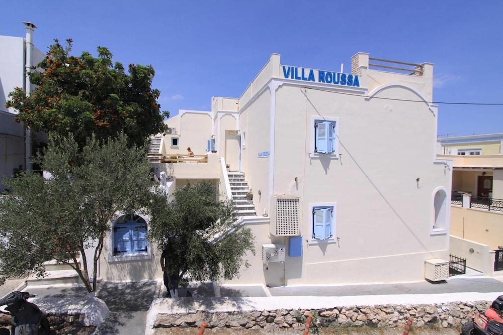 Villa Roussa City Center ฟิรา ภายนอก รูปภาพ